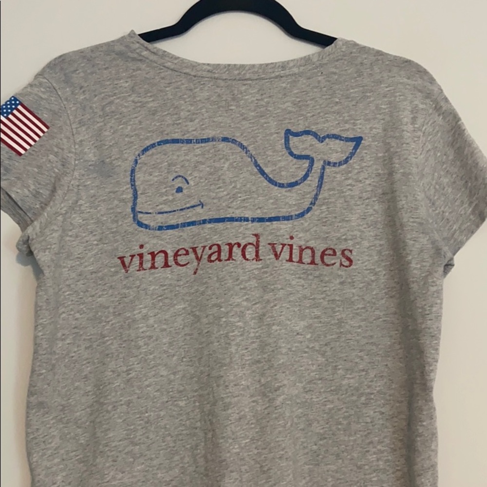 Vineyard vines T-shirt